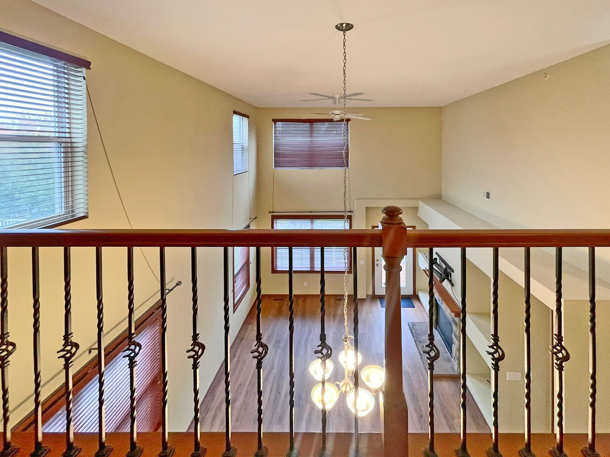 Building Photo - 9500 Declaration Dr