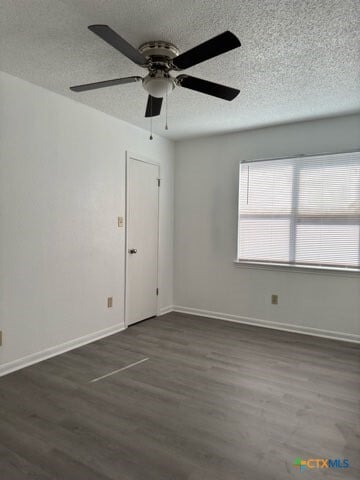 Building Photo - 1815 Cedarhill Dr