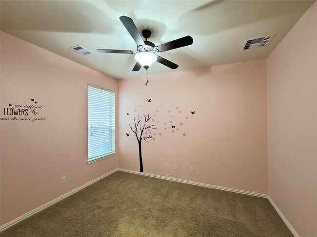 Building Photo - 7506 Amber Village Cir