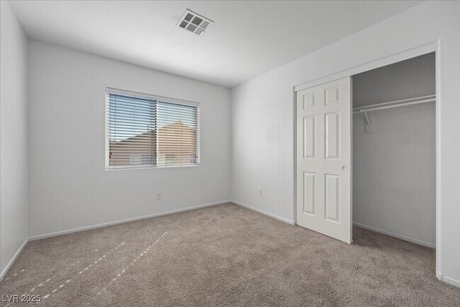 Building Photo - 2721 Villa Cordova Ct