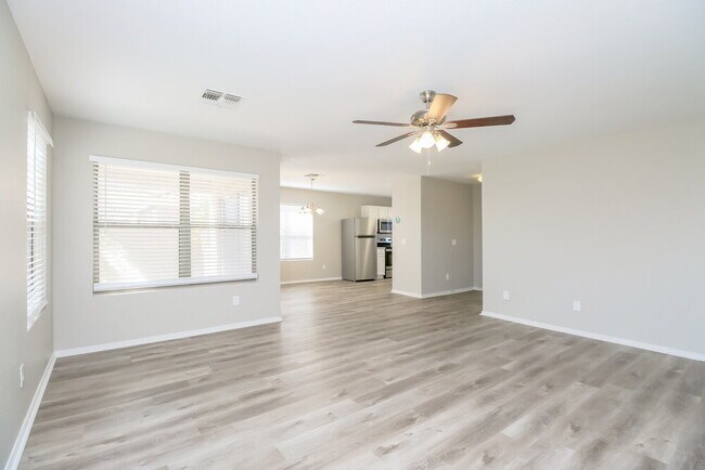 Building Photo - 2267 E 35th Ave