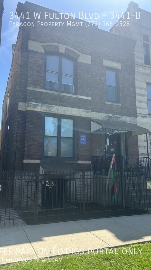 Building Photo - 3441 W Fulton Blvd