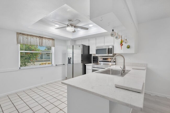 Building Photo - Golf Course Home on Seven Springs Golf and Country Club
