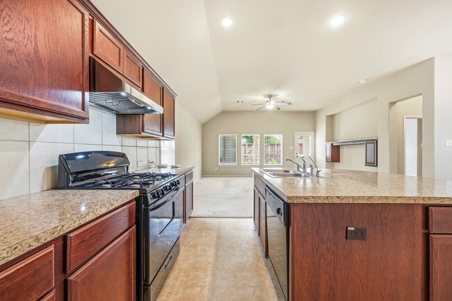 Building Photo - 7126 Whitlow Wonder Ln