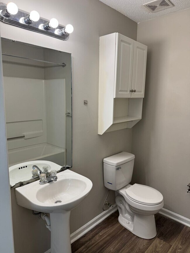 Building Photo - 3730 Pardue Woods Pl