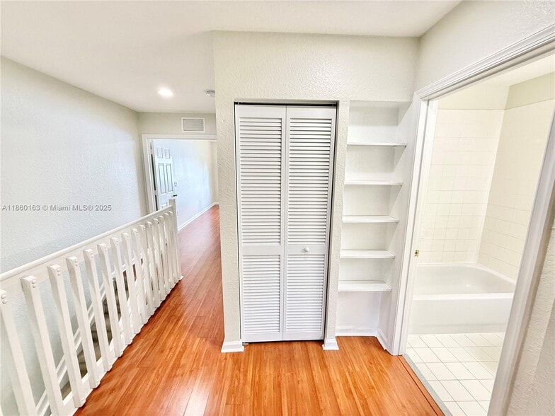 Building Photo - 8380 SW 25th Ct