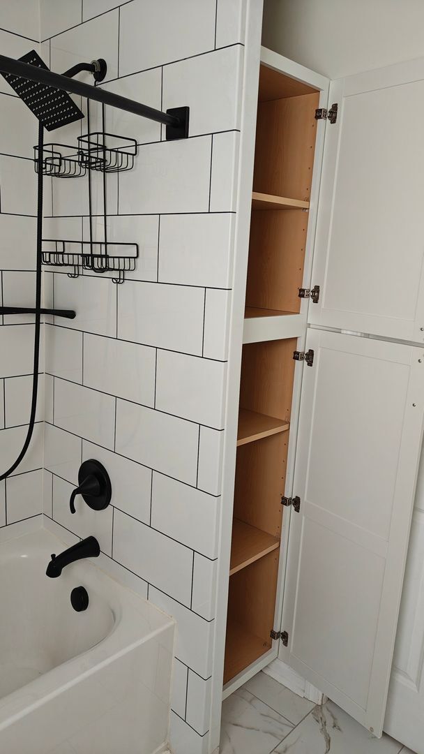 Building Photo - 3 Bed, 1 Bath House in Newport News!