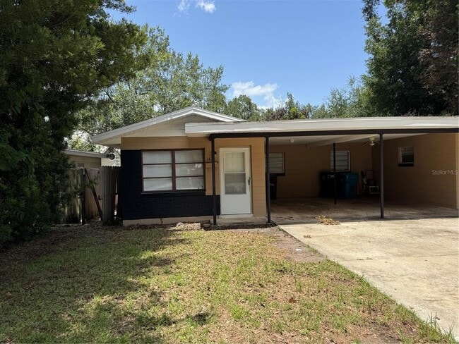 Building Photo - 1421 Noble Pl