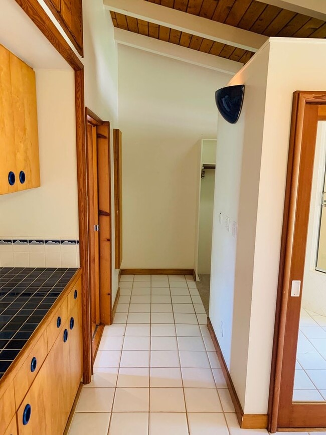 Building Photo - Breathtaking Ocean & Mokulua Island Views