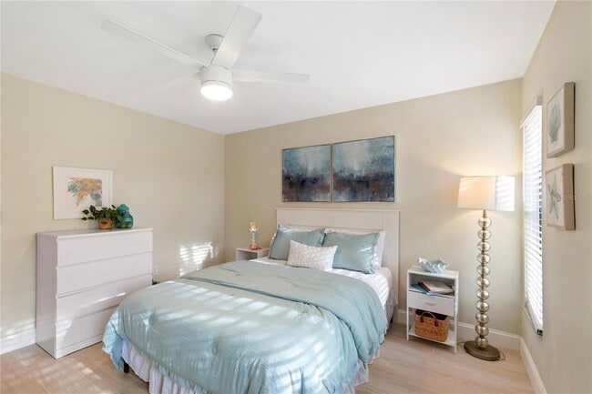 Building Photo - 3887 Catalina Dr