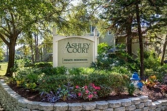 Building Photo - 3725 S Lake Orlando Pkwy