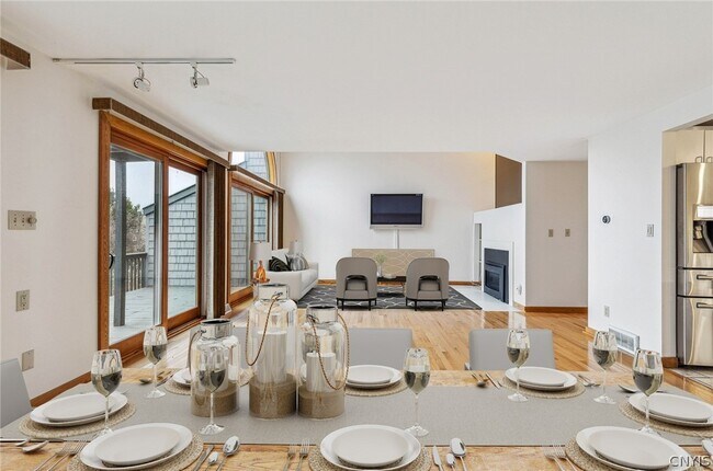 Building Photo - 8341 Decoy Run