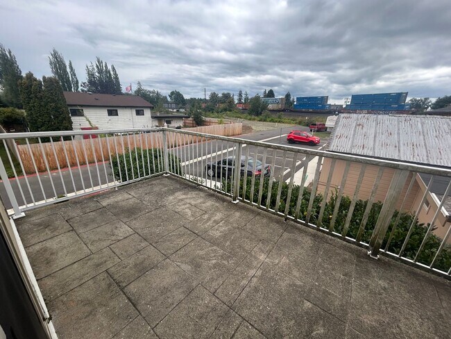 Building Photo - 5702 Bass Dr