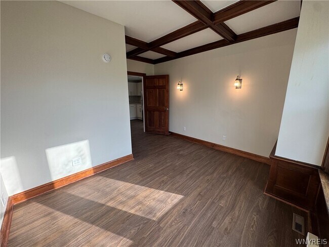 Building Photo - 2 Agassiz Cir