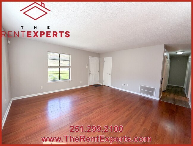 Building Photo - 817 Timbers Dr