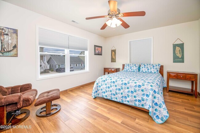 Building Photo - 45 Sylvia Ln