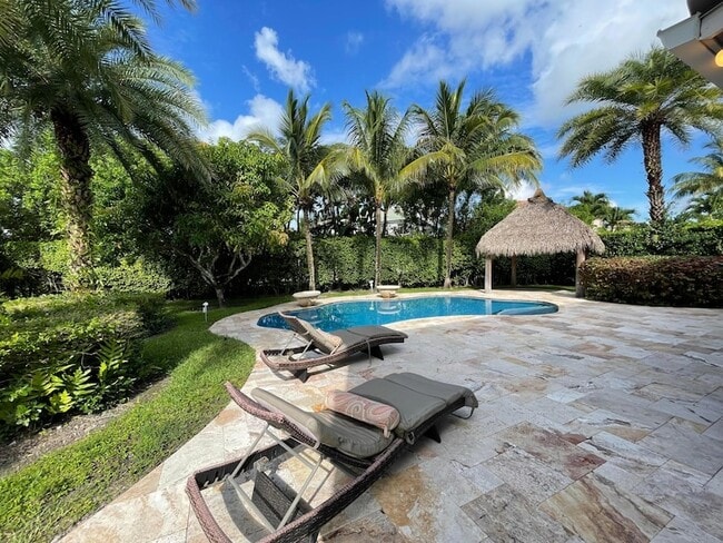 Building Photo - 4230 Palmetto Trail