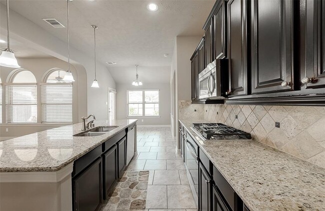 Building Photo - Mooring Pointe Drive, Pearland, TX 77584 -...