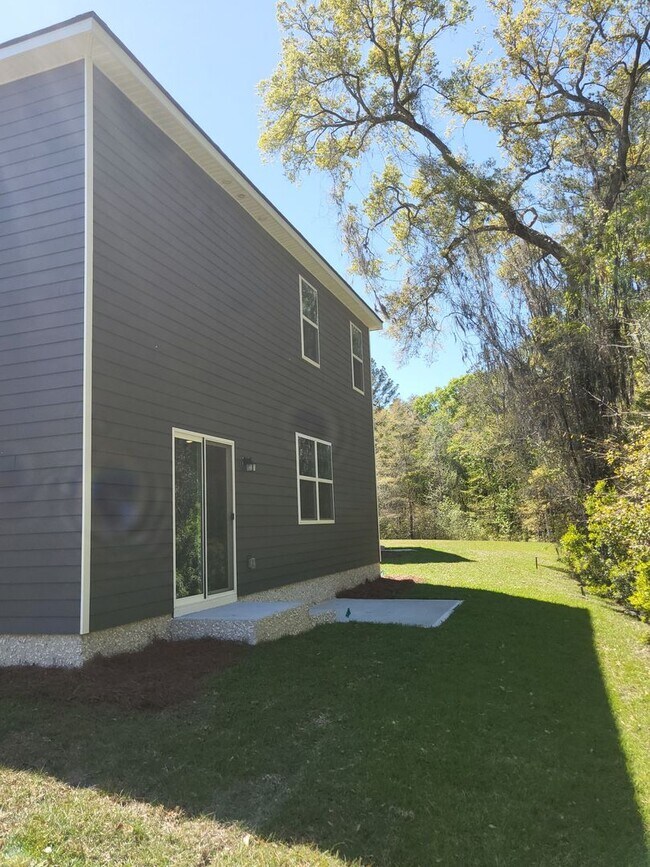 Building Photo - Watergrass in Richmond Hill