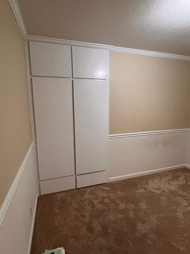 Building Photo - 2488 Shilshone Cir