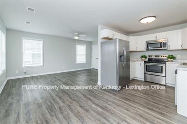 Building Photo - 3054 Ransom Way