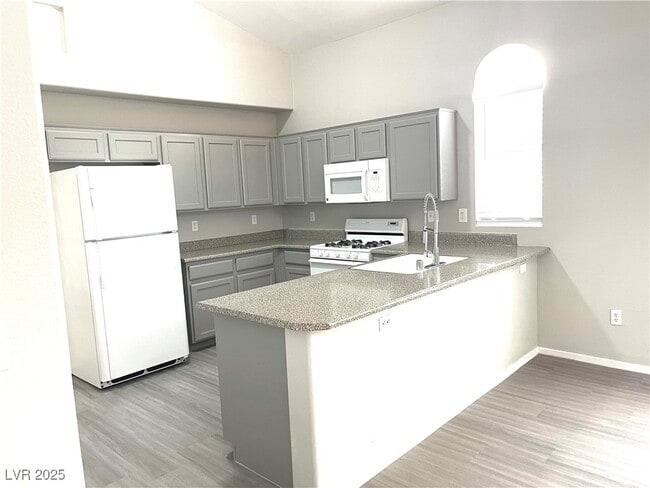Building Photo - 564 Pomerol Ave