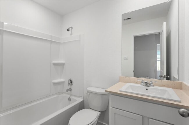 Building Photo - 40839 Hawthorne Glades St