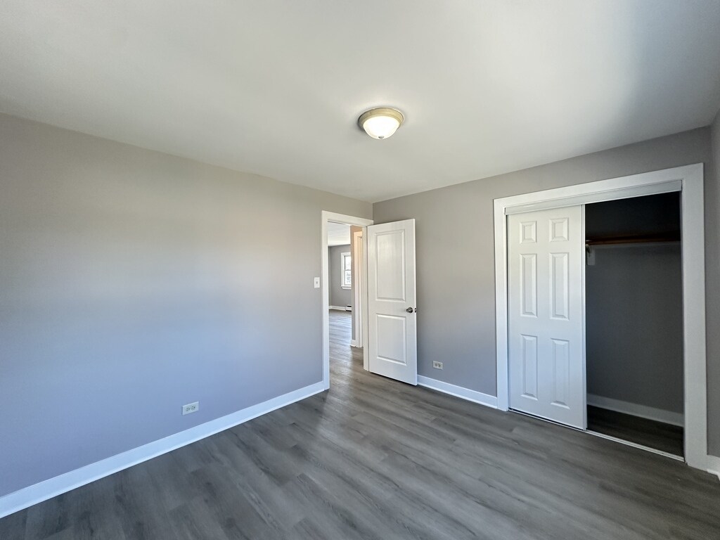 Building Photo - 4337 Prescott Ave