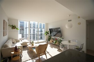 Building Photo - 4100 Salzedo St