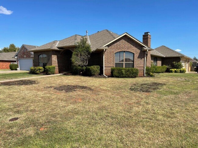 Building Photo - Beautiful granite and tile backsplash to update the large kitchen. 3 bedrooms + an office, large ...