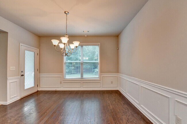 Building Photo - 5166 Apple Grove Rd NE