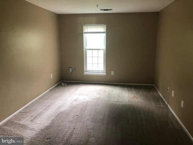 Building Photo - 20073 Dunstable Cir