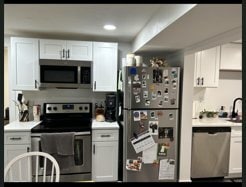 Building Photo - 195 E 400 N