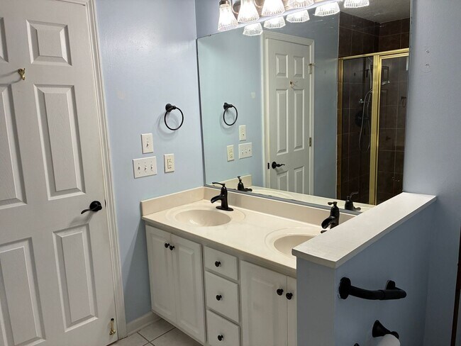 Building Photo - 3 Bedroom 2 Bath Home in Carolina Shores