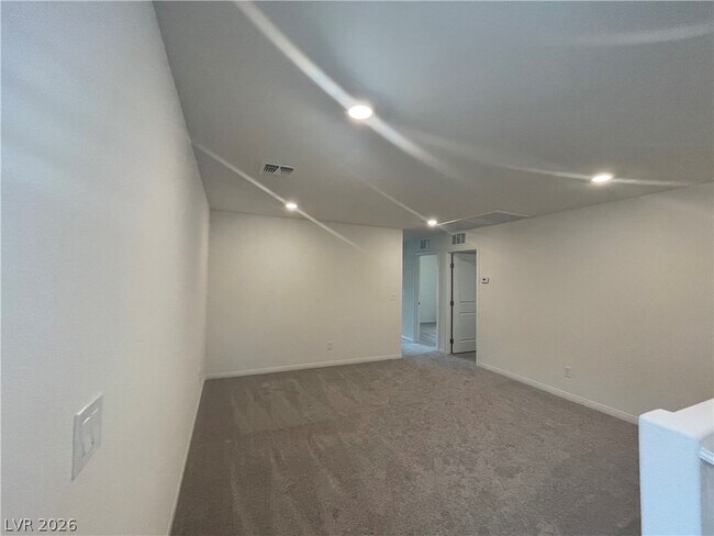 Building Photo - 8739 Beverly Grv Ct