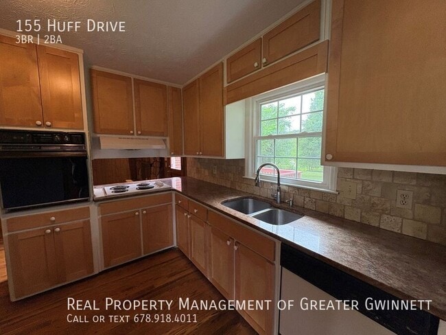 Building Photo - 155 Huff Dr