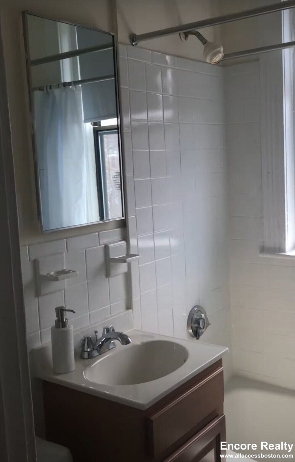 Building Photo - 1160 Commonwealth Ave