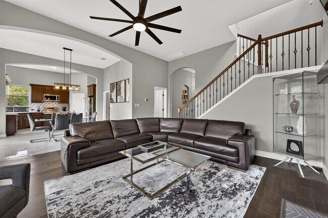Building Photo - 2801 Manitou Dr
