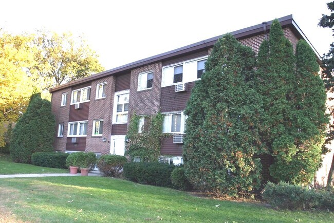 Building Photo - Pleasant Ave Apartments