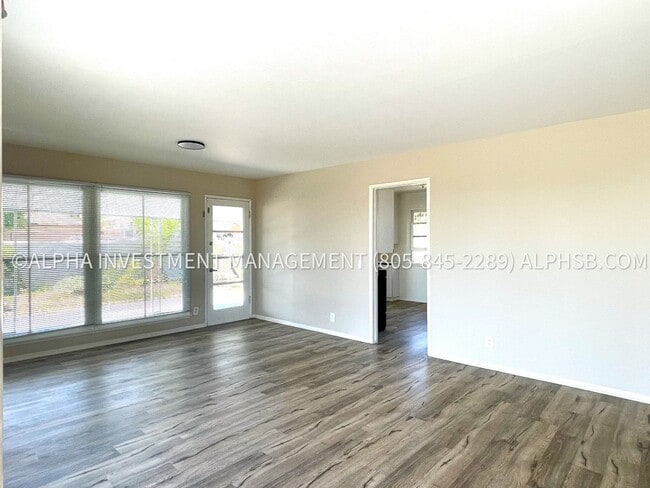 Building Photo - Charming 2-Bedroom Mesa Home with Ocean Vi...
