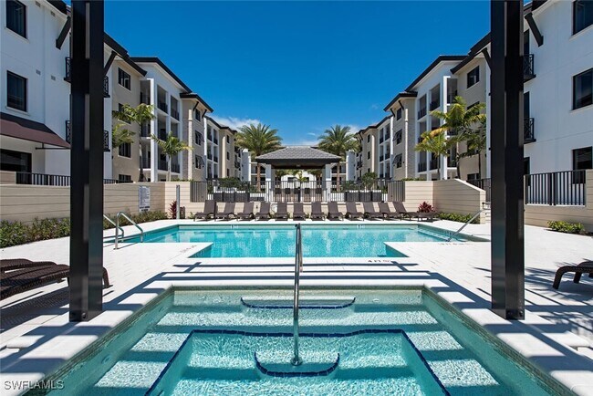 Building Photo - 1030 3rd Ave S