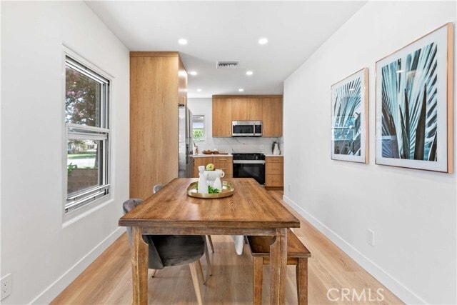 Building Photo - 2105 Pass