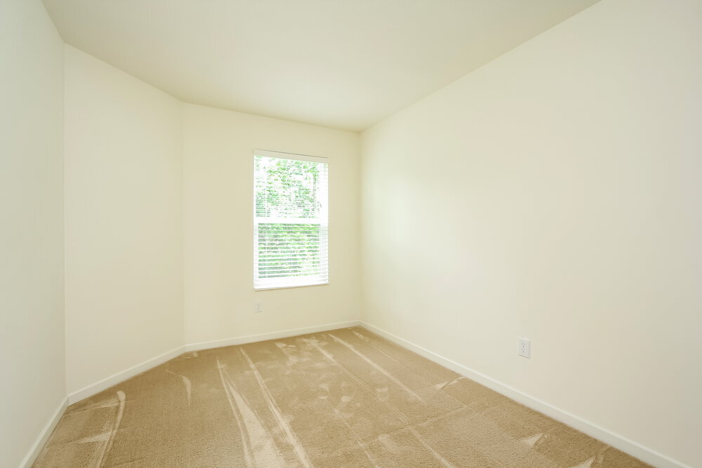 Building Photo - 1192 N Aberdeen Dr