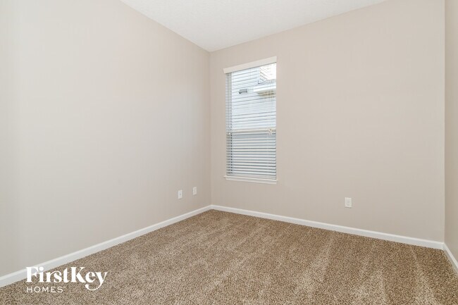 Building Photo - 1514 Oldenburg Dr