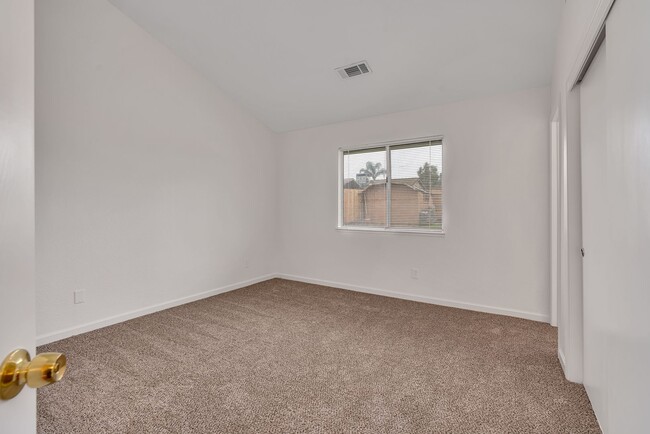 Building Photo - 101 Citrus Ave