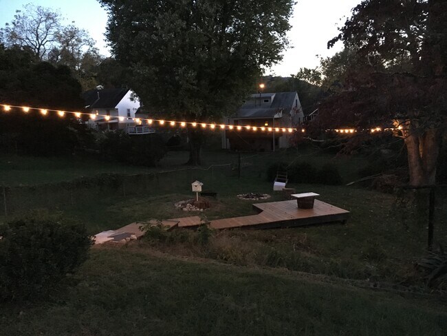 Building Photo - 912 Altavista Avenue