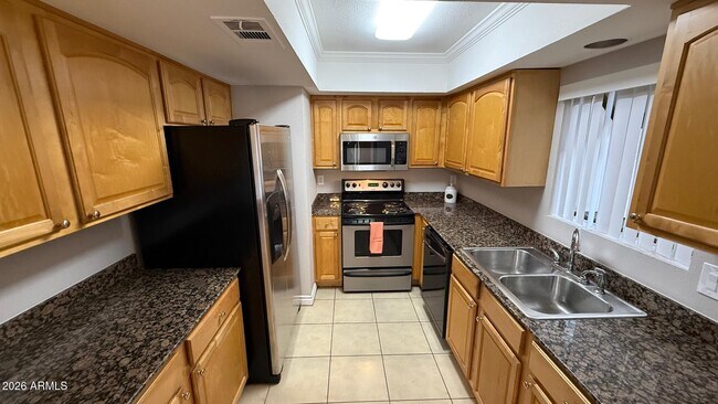 Building Photo - 3434 W Danbury Dr