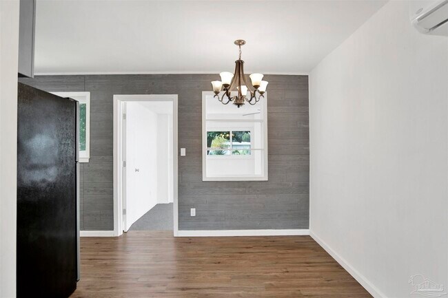 Building Photo - 51 Adkinson Dr