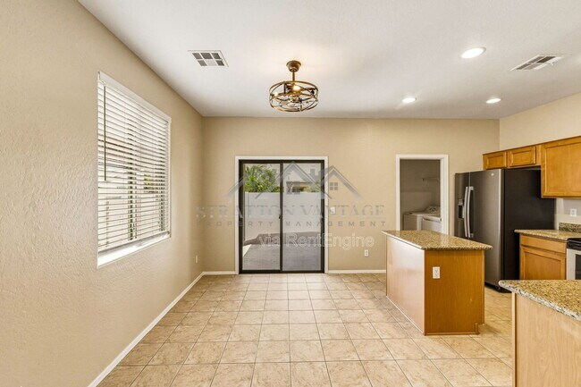 Building Photo - 44212 W Cydnee Dr