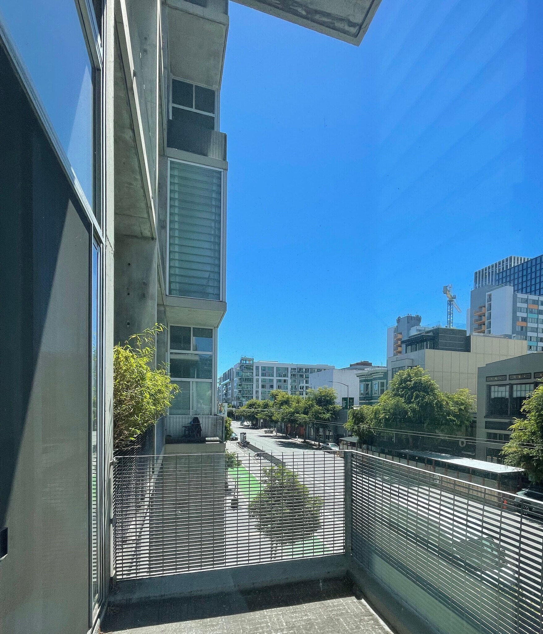 Otherside of balcony view - 855 Folsom St